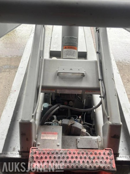 1998 SkyJack SJ 3220 - Vazdušna platforma: slika 4 1998 SkyJack SJ 3220 - Vazdušna platforma: slika 4