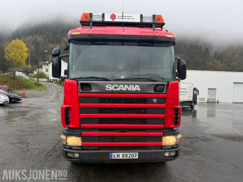 1999 Scania R124 Spyle/sugebil med Korp & Sönn påbygg - Vakuumska cisterna: slika 5 1999 Scania R124 Spyle/sugebil med Korp & Sönn påbygg - Vakuumska cisterna: slika 5