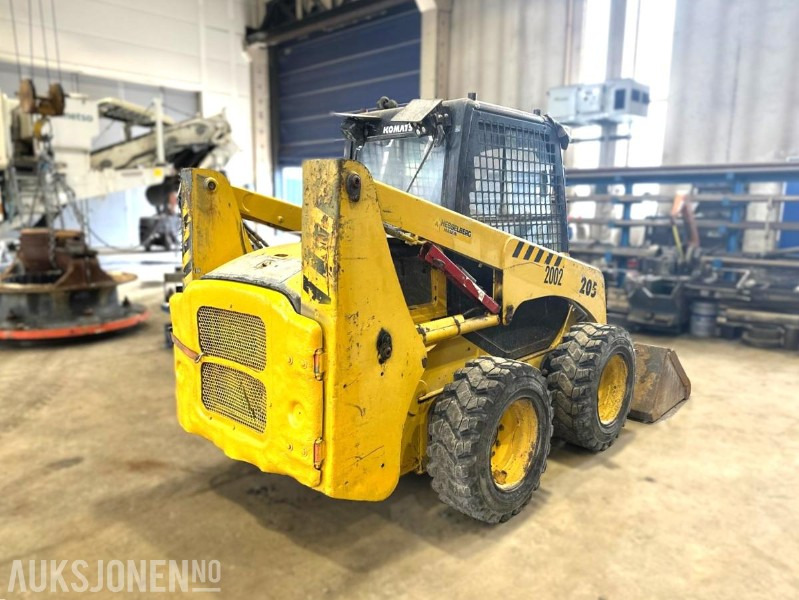 2002 Komatsu SK 81.5 kompaktlaster - Mini utovarivač: slika 3 2002 Komatsu SK 81.5 kompaktlaster - Mini utovarivač: slika 3