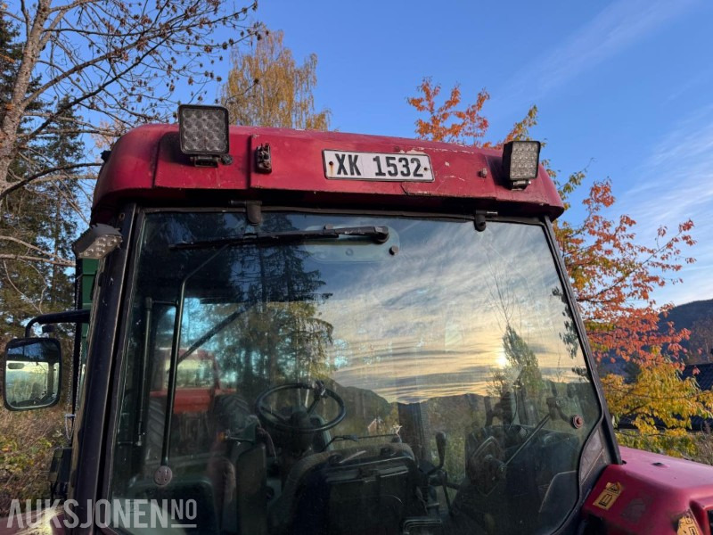 Traktor 2002 McCormick C100 m/Fronthydraulikk: slika 6 Traktor 2002 McCormick C100 m/Fronthydraulikk: slika 6