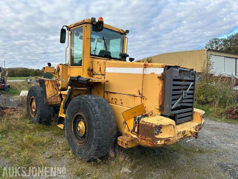 2002 Volvo L90D hjullaster – 17 tonn // Helgummihjul // Sentralsmøring - Utovarivač točkaš: slika 4 2002 Volvo L90D hjullaster – 17 tonn // Helgummihjul // Sentralsmøring - Utovarivač točkaš: slika 4