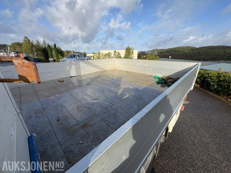 Kamion sa dizalicom 2004 Iveco 120E24 EUROCARGO kranbil - registrert for 5 sitteplasser: slika 11 Kamion sa dizalicom 2004 Iveco 120E24 EUROCARGO kranbil - registrert for 5 sitteplasser: slika 11