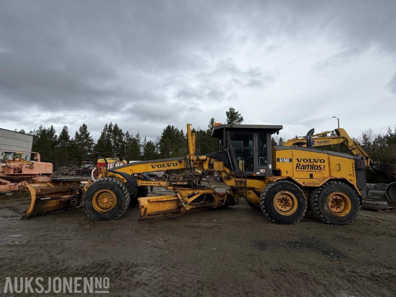 2004 Volvo G746B AWD veghøvel - Građevinska oprema: slika 2 2004 Volvo G746B AWD veghøvel - Građevinska oprema: slika 2