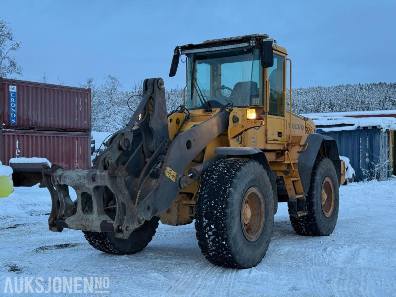 2004 Volvo L90E - Sentralsmøring - Ny motor - Utovarivač točkaš: slika 1 2004 Volvo L90E - Sentralsmøring - Ny motor - Utovarivač točkaš: slika 1