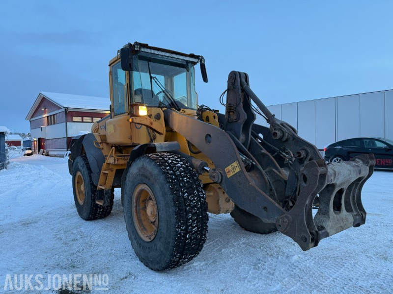 2004 Volvo L90E - Sentralsmøring - Ny motor - Utovarivač točkaš: slika 3 2004 Volvo L90E - Sentralsmøring - Ny motor - Utovarivač točkaš: slika 3