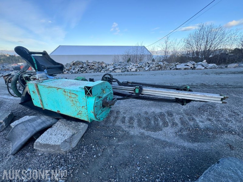 2006 IR Montabert boretårn CPA 225 - HC 40 hammer - Nytt S70 feste i 2022 - Ilmeg støvsuger - kompressor - Veliki kamon za bušenje: slika 5 2006 IR Montabert boretårn CPA 225 - HC 40 hammer - Nytt S70 feste i 2022 - Ilmeg støvsuger - kompressor - Veliki kamon za bušenje: slika 5