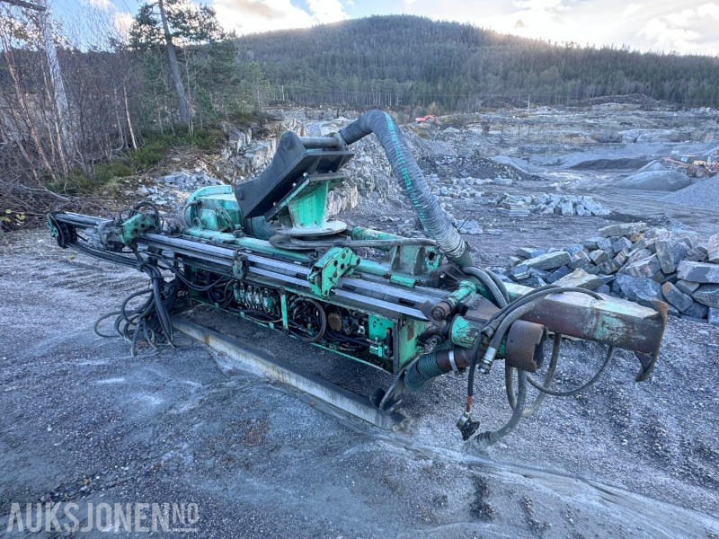 2006 IR Montabert boretårn CPA 225 - HC 40 hammer - Nytt S70 feste i 2022 - Ilmeg støvsuger - kompressor - Veliki kamon za bušenje: slika 1 2006 IR Montabert boretårn CPA 225 - HC 40 hammer - Nytt S70 feste i 2022 - Ilmeg støvsuger - kompressor - Veliki kamon za bušenje: slika 1