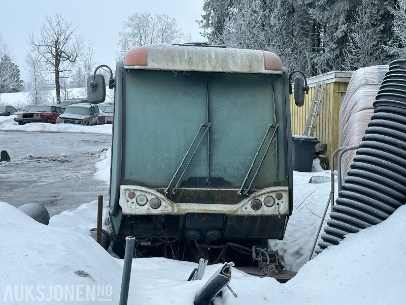 2006 Johnston 158B 101T FEIEBIL - REP.OBJEKT - Građevinska oprema: slika 3 2006 Johnston 158B 101T FEIEBIL - REP.OBJEKT - Građevinska oprema: slika 3
