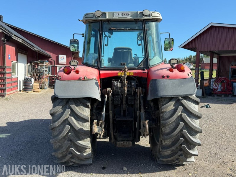 2006 Massey Ferguson 6480 - Traktor: slika 4 2006 Massey Ferguson 6480 - Traktor: slika 4