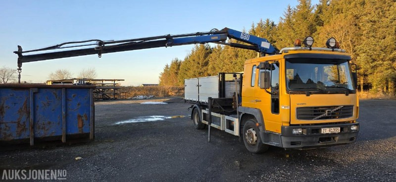 2006 Volvo FL250 Kranbil med tipp - 4X2 - Automat - HMF 683 K2 kran - Aluminiumskarmer - EU godkjent - Gått 206.755 km - Kamion sa dizalicom: slika 3 2006 Volvo FL250 Kranbil med tipp - 4X2 - Automat - HMF 683 K2 kran - Aluminiumskarmer - EU godkjent - Gått 206.755 km - Kamion sa dizalicom: slika 3
