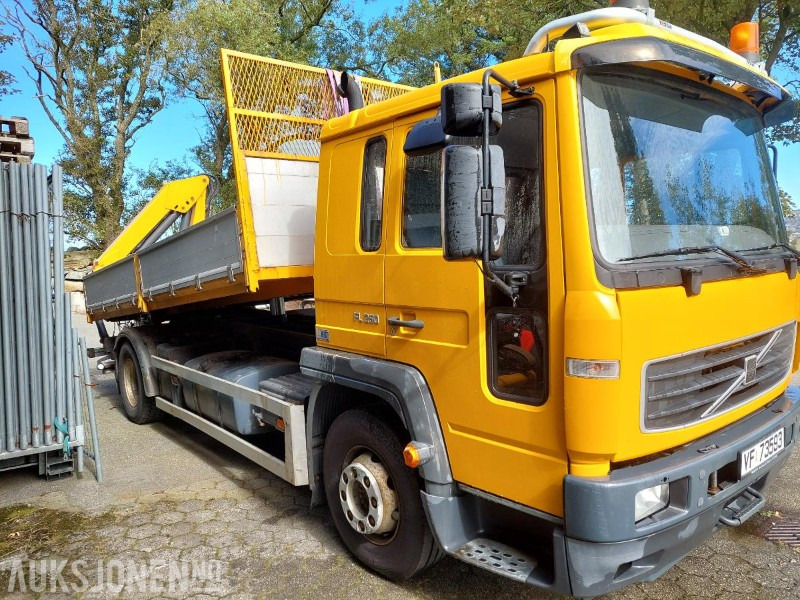 2006 Volvo FL6H 4X2 med solid bakmontert HMV kran med fjernstyring EU OK - Istovarivač: slika 5 2006 Volvo FL6H 4X2 med solid bakmontert HMV kran med fjernstyring EU OK - Istovarivač: slika 5