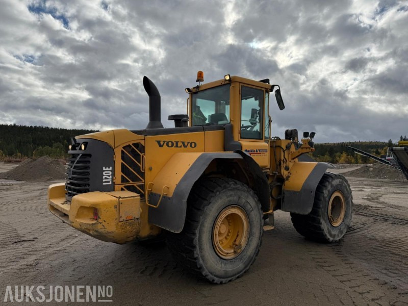 2006 Volvo L120E - Sentralsmøring - 14887 timer - Utovarivač točkaš: slika 5 2006 Volvo L120E - Sentralsmøring - 14887 timer - Utovarivač točkaš: slika 5