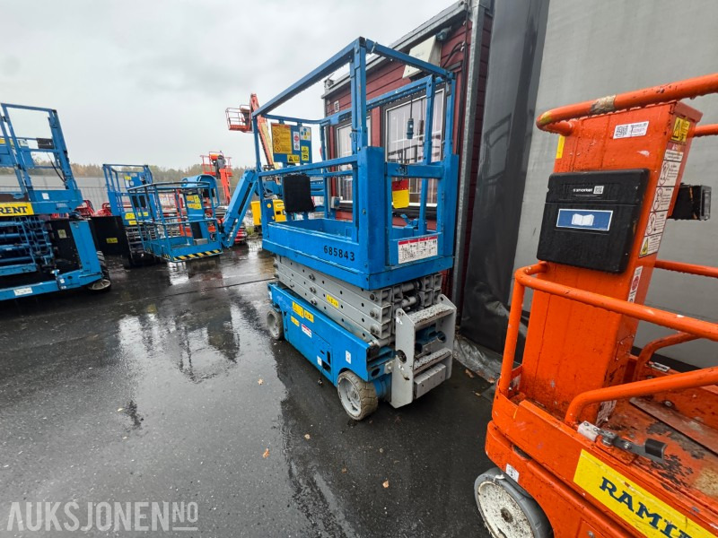 2007 Genie gs-1932 Sakselift - Vazdušna platforma: slika 2 2007 Genie gs-1932 Sakselift - Vazdušna platforma: slika 2