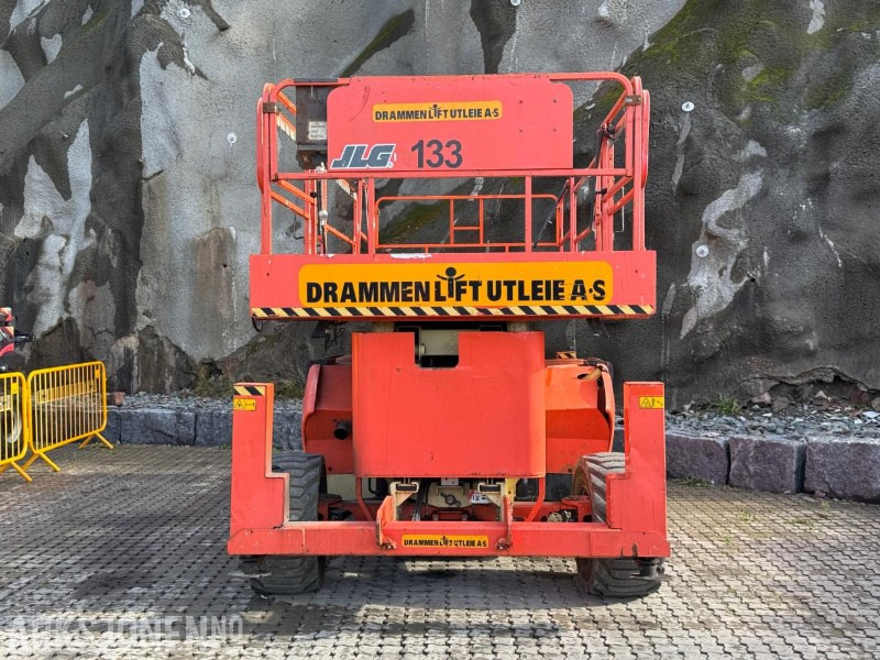2007 JLG 4394RT sakselift / 4x4 - Vazdušna platforma: slika 2 2007 JLG 4394RT sakselift / 4x4 - Vazdušna platforma: slika 2