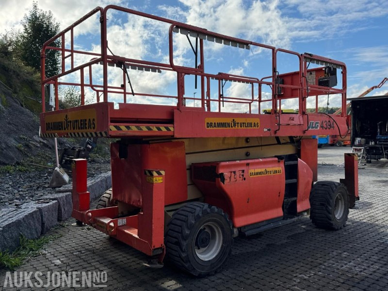 2007 JLG 4394RT sakselift / 4x4 - Vazdušna platforma: slika 4 2007 JLG 4394RT sakselift / 4x4 - Vazdušna platforma: slika 4