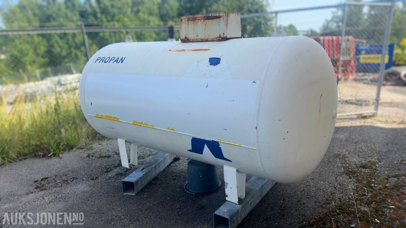 2007 Propantank 2.7 m³ Stasjonær - Građevinska oprema: slika 4 2007 Propantank 2.7 m³ Stasjonær - Građevinska oprema: slika 4