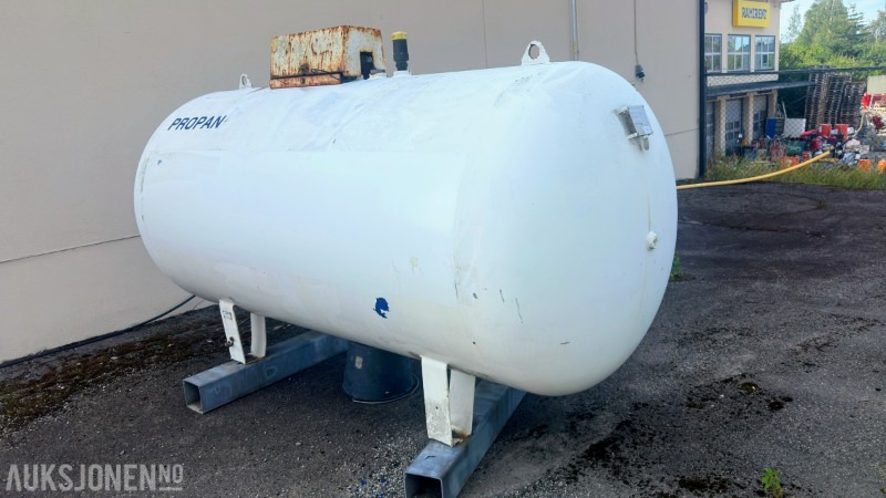2007 Propantank 2.7 m³ Stasjonær - Građevinska oprema: slika 2 2007 Propantank 2.7 m³ Stasjonær - Građevinska oprema: slika 2