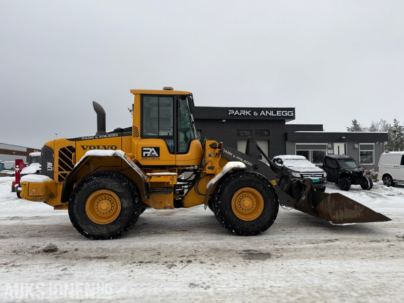 2007 Volvo L70F - Pusseskuffe - 9668t - Sentralsmøring - Utovarivač točkaš: slika 5 2007 Volvo L70F - Pusseskuffe - 9668t - Sentralsmøring - Utovarivač točkaš: slika 5