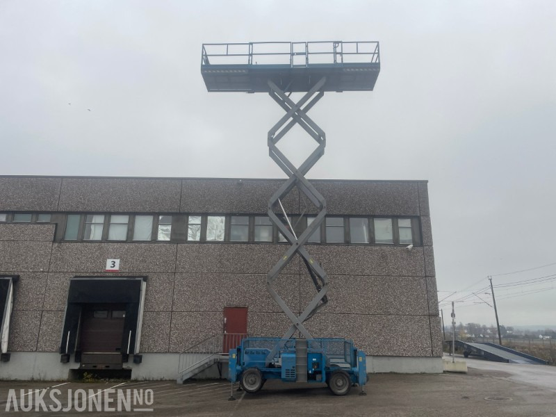 2008 Genie GS4390 - 15m dieseldrevet sakselift - Vazdušna platforma: slika 1 2008 Genie GS4390 - 15m dieseldrevet sakselift - Vazdušna platforma: slika 1