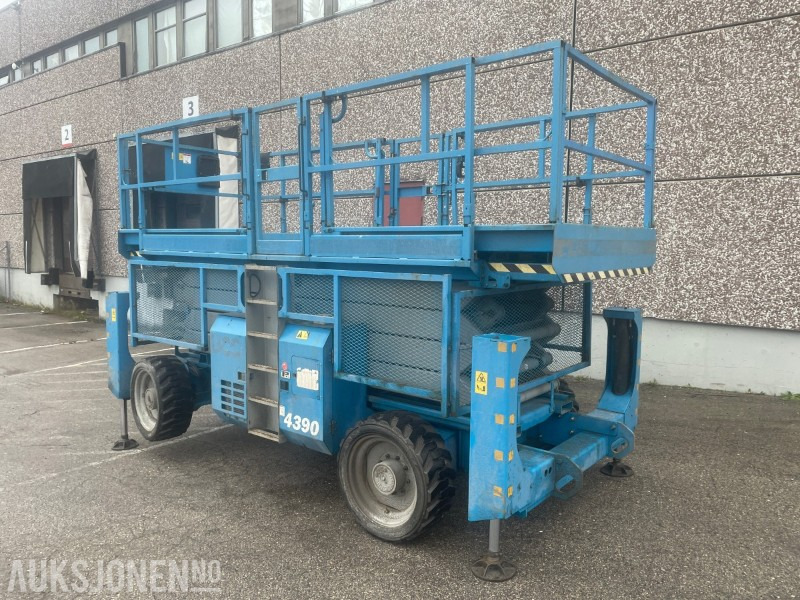 2008 Genie GS4390 - 15m dieseldrevet sakselift - Vazdušna platforma: slika 2 2008 Genie GS4390 - 15m dieseldrevet sakselift - Vazdušna platforma: slika 2