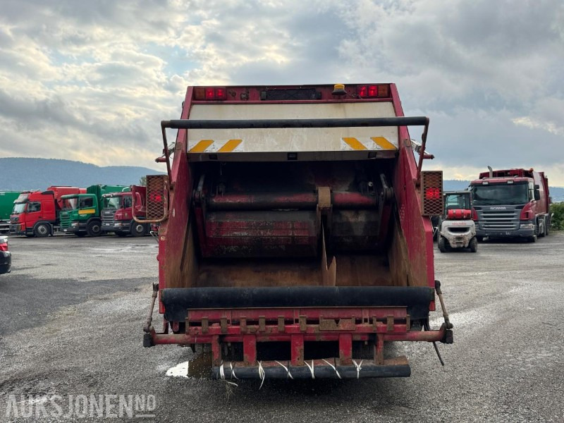 2009 Scania P-serie renovasjonsbil / NTM påbygg - Kamion za smeće: slika 4 2009 Scania P-serie renovasjonsbil / NTM påbygg - Kamion za smeće: slika 4