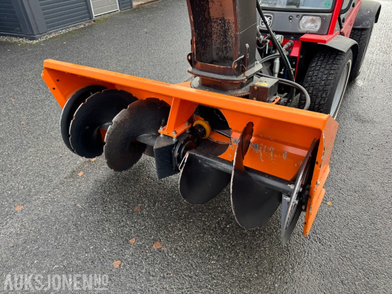 2010 Antonio Carraro Superparc 4400 HST MED SNØFRESER, KOST OG STRØKASSE - Traktor: slika 3 2010 Antonio Carraro Superparc 4400 HST MED SNØFRESER, KOST OG STRØKASSE - Traktor: slika 3
