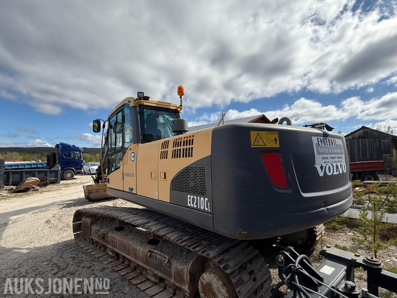 2010 Volvo EC210CL gravemaskin med tiltrotator og 2 skuffer. - Bager: slika 3 2010 Volvo EC210CL gravemaskin med tiltrotator og 2 skuffer. - Bager: slika 3