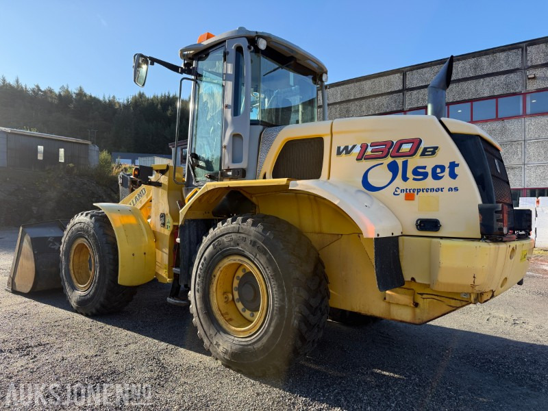 2011 New Holland W130B hjullaster – kun 3 580 timer - Utovarivač točkaš: slika 3 2011 New Holland W130B hjullaster – kun 3 580 timer - Utovarivač točkaš: slika 3
