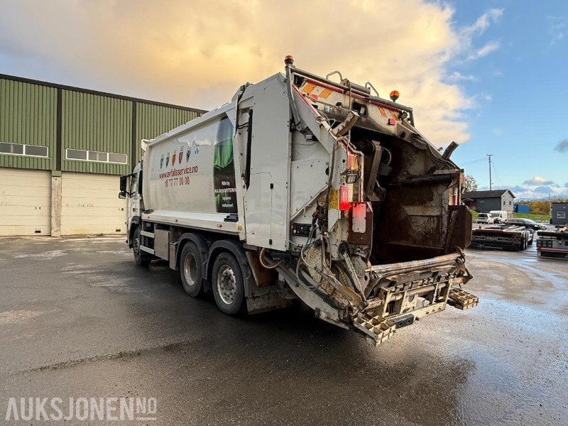 2011 Volvo FM330 6X2 Komprimatorbil 22M3 - Strøere - Baklaster - 353908KM - Kamion za smeće: slika 3 2011 Volvo FM330 6X2 Komprimatorbil 22M3 - Strøere - Baklaster - 353908KM - Kamion za smeće: slika 3
