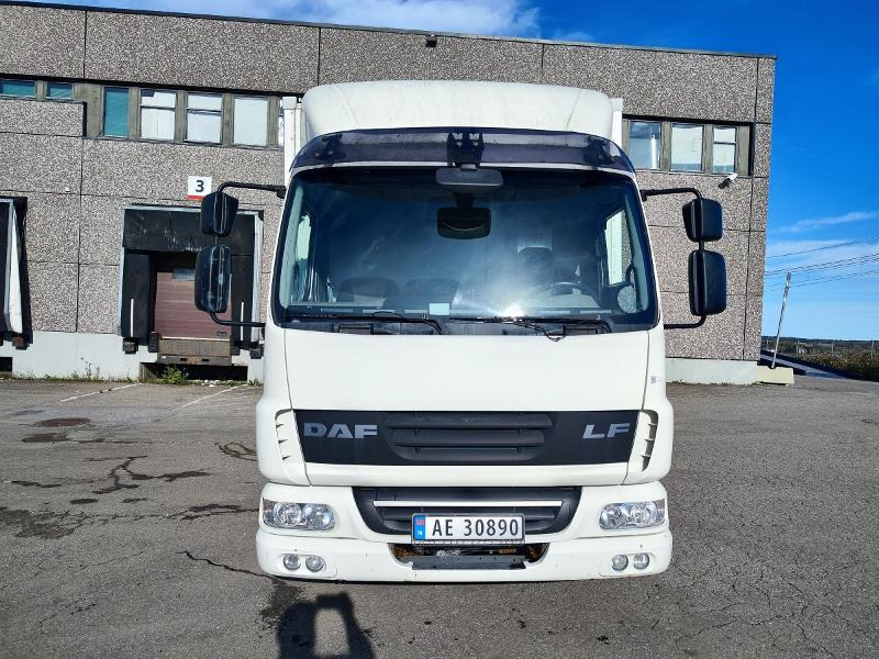 2012 DAF LF 45.180 / Zepro 1500 løftelem / Sidedør på skap - Kamion sa zatvorenim sandukom: slika 4 2012 DAF LF 45.180 / Zepro 1500 løftelem / Sidedør på skap - Kamion sa zatvorenim sandukom: slika 4