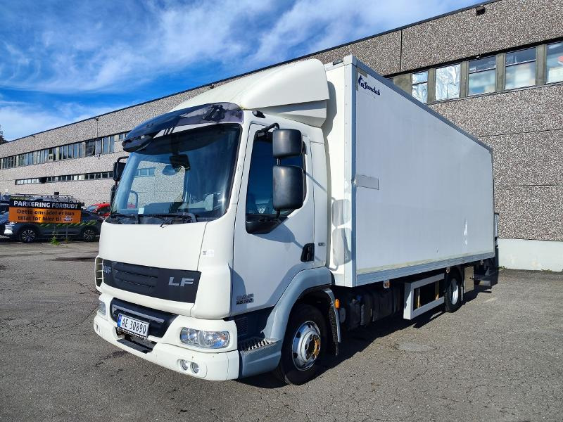 2012 DAF LF 45.180 / Zepro 1500 løftelem / Sidedør på skap - Kamion sa zatvorenim sandukom: slika 1 2012 DAF LF 45.180 / Zepro 1500 løftelem / Sidedør på skap - Kamion sa zatvorenim sandukom: slika 1
