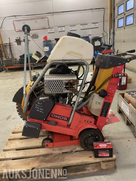 2012 Husqvarna FS524 selvgående gulvsag - Građevinska oprema: slika 3 2012 Husqvarna FS524 selvgående gulvsag - Građevinska oprema: slika 3