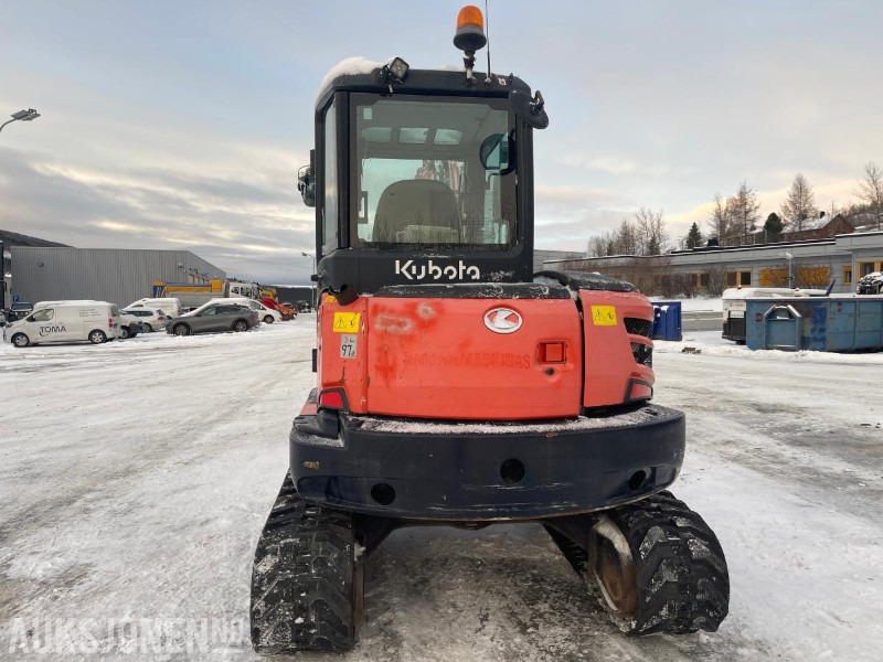 2012 Kubota KX057-4 Gravemaskin med tiltrotator, tre skuffer, kun 4408 timer - Mini bager: slika 5 2012 Kubota KX057-4 Gravemaskin med tiltrotator, tre skuffer, kun 4408 timer - Mini bager: slika 5