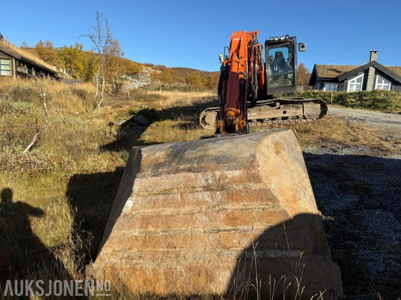 2013 Hitachi Zaxis 210LC - Bager: slika 3 2013 Hitachi Zaxis 210LC - Bager: slika 3