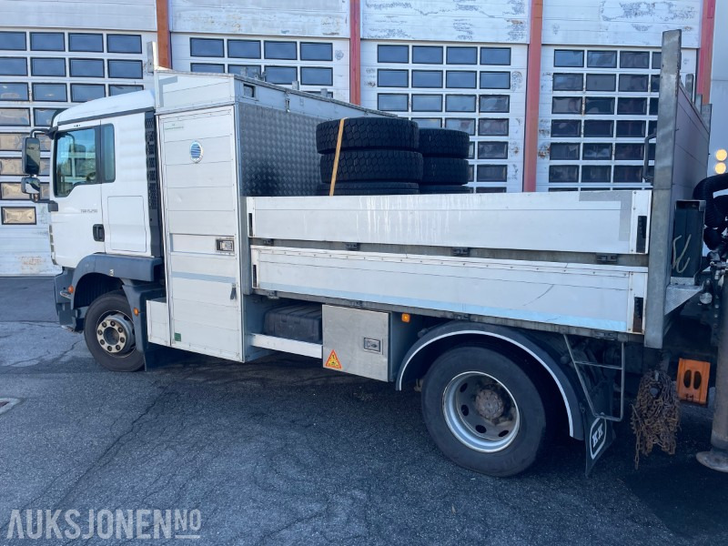 2013 MAN TGM 15.290 E- verkspåbygg med bakmontert kran og vinsj EU godkjent til 28.02.2026 110.980km - Kamion sa tovarnim sandukom, Kamion sa dizalicom: slika 4 2013 MAN TGM 15.290 E- verkspåbygg med bakmontert kran og vinsj EU godkjent til 28.02.2026 110.980km - Kamion sa tovarnim sandukom, Kamion sa dizalicom: slika 4
