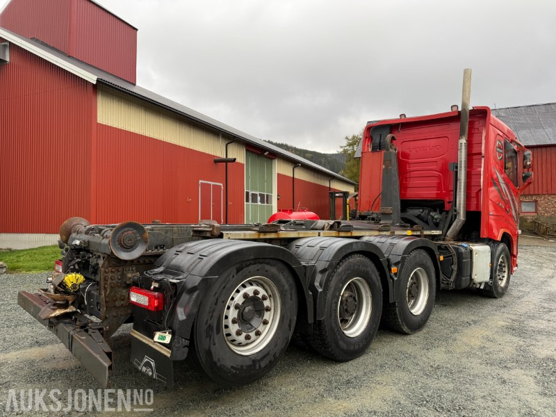 2015 Volvo FH16 650 8x4 med AJK Hydrolift krokløft og I-Shift - Kamion sa hidrauličnom kukom: slika 4 2015 Volvo FH16 650 8x4 med AJK Hydrolift krokløft og I-Shift - Kamion sa hidrauličnom kukom: slika 4