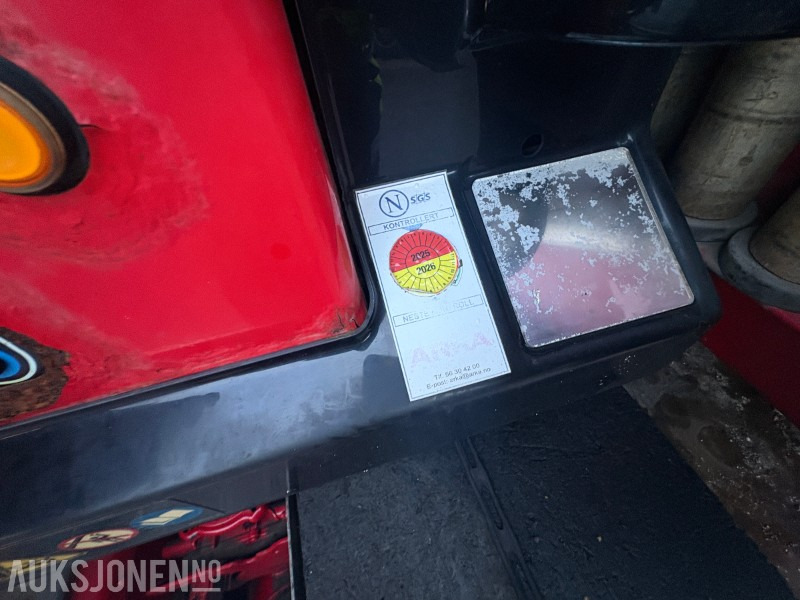 2015 Volvo FM 500 8x4 kranbil - Effer 215/6S kran og ARKA planpåbygg - EU godkjent til 30.09.26 - Kamion sa dizalicom: slika 5 2015 Volvo FM 500 8x4 kranbil - Effer 215/6S kran og ARKA planpåbygg - EU godkjent til 30.09.26 - Kamion sa dizalicom: slika 5