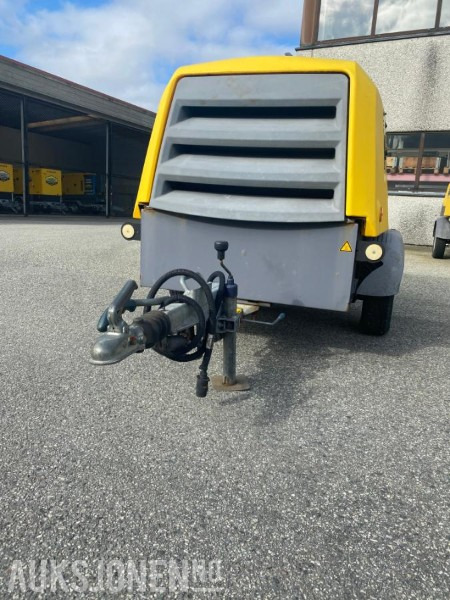 2016 Atlas Copco XAS 68KD luftkompressor - 1367 timer. - Veliki kamon za bušenje: slika 4 2016 Atlas Copco XAS 68KD luftkompressor - 1367 timer. - Veliki kamon za bušenje: slika 4