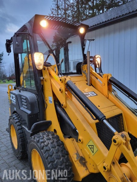 2016 JCB 1CX - Traktorgraver med graveskuff og frontlaster - Bager utovarivač: slika 2 2016 JCB 1CX - Traktorgraver med graveskuff og frontlaster - Bager utovarivač: slika 2