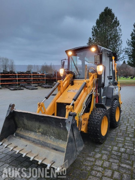 2016 JCB 1CX - Traktorgraver med graveskuff og frontlaster - Bager utovarivač: slika 1 2016 JCB 1CX - Traktorgraver med graveskuff og frontlaster - Bager utovarivač: slika 1