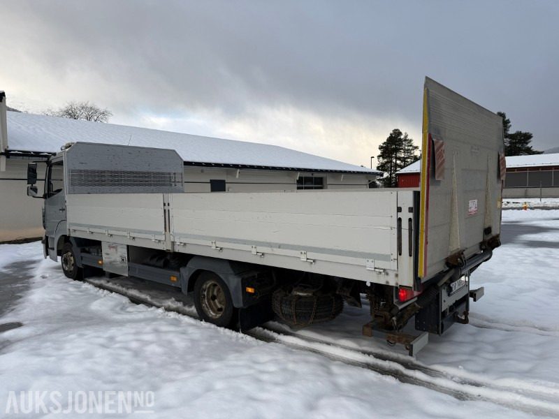 2016 Mercedes-Benz Atego 816 planbil med Zepro løftelem - C1 førarkort - Eu godkjent - Kamion sa tovarnim sandukom: slika 3 2016 Mercedes-Benz Atego 816 planbil med Zepro løftelem - C1 førarkort - Eu godkjent - Kamion sa tovarnim sandukom: slika 3