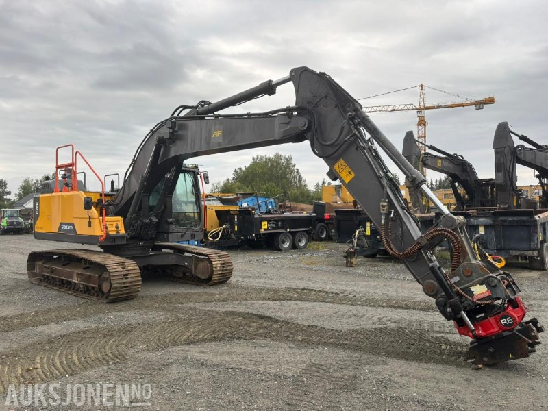 Bager 2016 Volvo EC220EL gravemaskin: slika 7