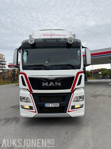 2017 MAN TGX 26.560 6x2 skapbil - kjøl/frys - Kamion sa zatvorenim sandukom: slika 2 2017 MAN TGX 26.560 6x2 skapbil - kjøl/frys - Kamion sa zatvorenim sandukom: slika 2