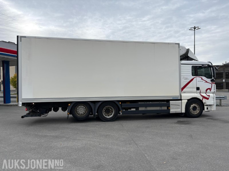 2017 MAN TGX 26.560 6x2 skapbil - kjøl/frys - Kamion sa zatvorenim sandukom: slika 4 2017 MAN TGX 26.560 6x2 skapbil - kjøl/frys - Kamion sa zatvorenim sandukom: slika 4