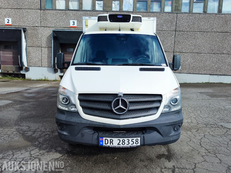 2017 Mercedes-Benz Sprinter kjølebil - EU godkjent - Ryggekamera - Automatgir - Bakløft - Kamion sa zatvorenim sandukom: slika 3 2017 Mercedes-Benz Sprinter kjølebil - EU godkjent - Ryggekamera - Automatgir - Bakløft - Kamion sa zatvorenim sandukom: slika 3