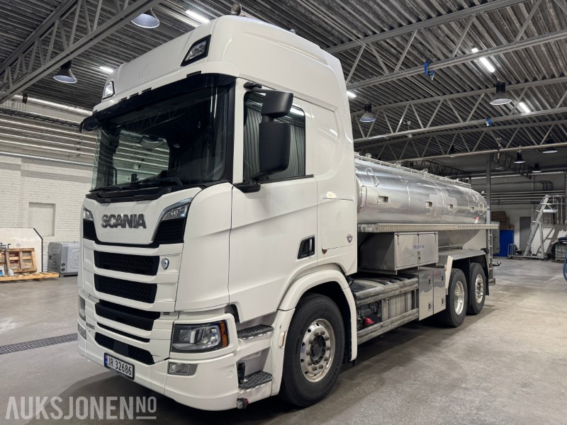 2017 Scania R580 TANKBIL, EURO 6, 14000 LITER TANK - Kamion cisterna: slika 1 2017 Scania R580 TANKBIL, EURO 6, 14000 LITER TANK - Kamion cisterna: slika 1