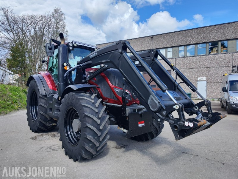 2018 Valtra T234 Direct med Valtra Ålø frontlaster - 50 km/t - Traktor: slika 4 2018 Valtra T234 Direct med Valtra Ålø frontlaster - 50 km/t - Traktor: slika 4