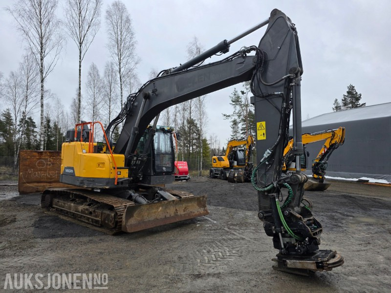 2018 Volvo ECR235EL 27 T gravemaskin rototilt med grip 7876 Timer - Bager: slika 2 2018 Volvo ECR235EL 27 T gravemaskin rototilt med grip 7876 Timer - Bager: slika 2