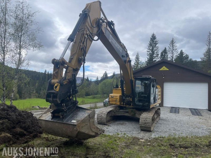 2019 Cat 326FL Gravemaskin med maskinstyring, rototilt og 4 skuffer - Bager: slika 2 2019 Cat 326FL Gravemaskin med maskinstyring, rototilt og 4 skuffer - Bager: slika 2