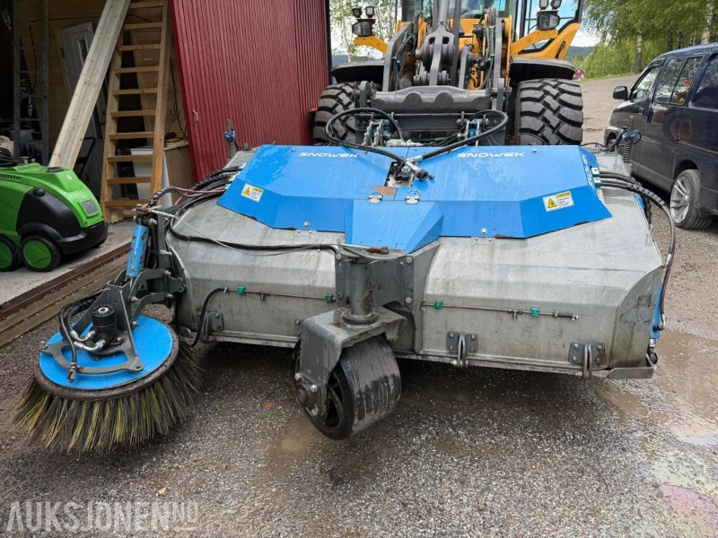 2019 Snowek K220 - feieaggregat med bm feste - Građevinska oprema: slika 1 2019 Snowek K220 - feieaggregat med bm feste - Građevinska oprema: slika 1